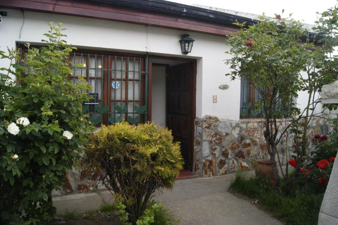 Casa Elena Acomodação com café da manhã Ushuaia Exterior foto